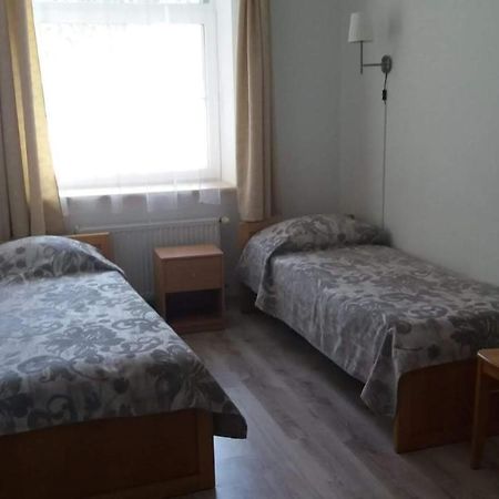 Metras Maja Hotel Aizpute Kültér fotó