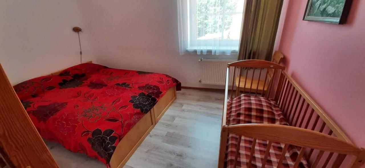 Metras Maja Hotel Aizpute Kültér fotó